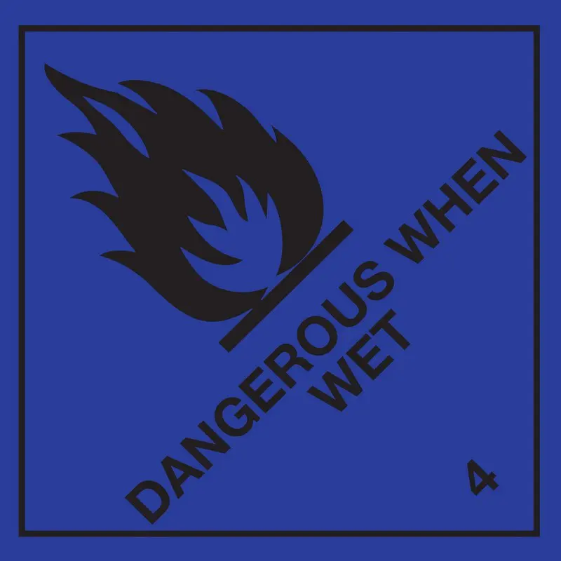 Dangerous When Wet (100) 250mm x 250mm