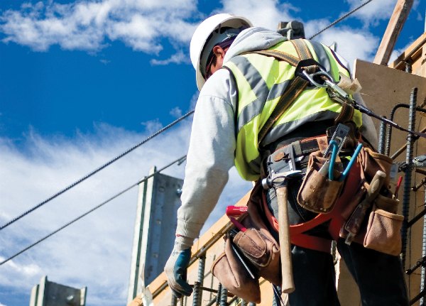 Operative wearing height safety gear using tool tethering solutions for safe working at height